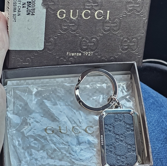Gucci GG Leather keychain microguccissma New! - Picture 11 of 13